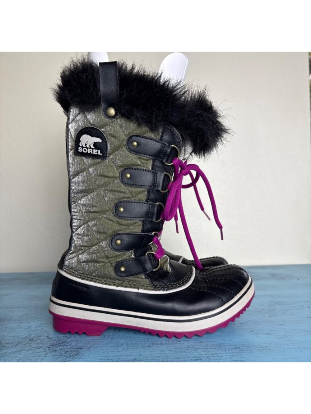Sorel Tofino II Womens Winter Boots With Faux Fur Trim Size 6.5 Green & Black